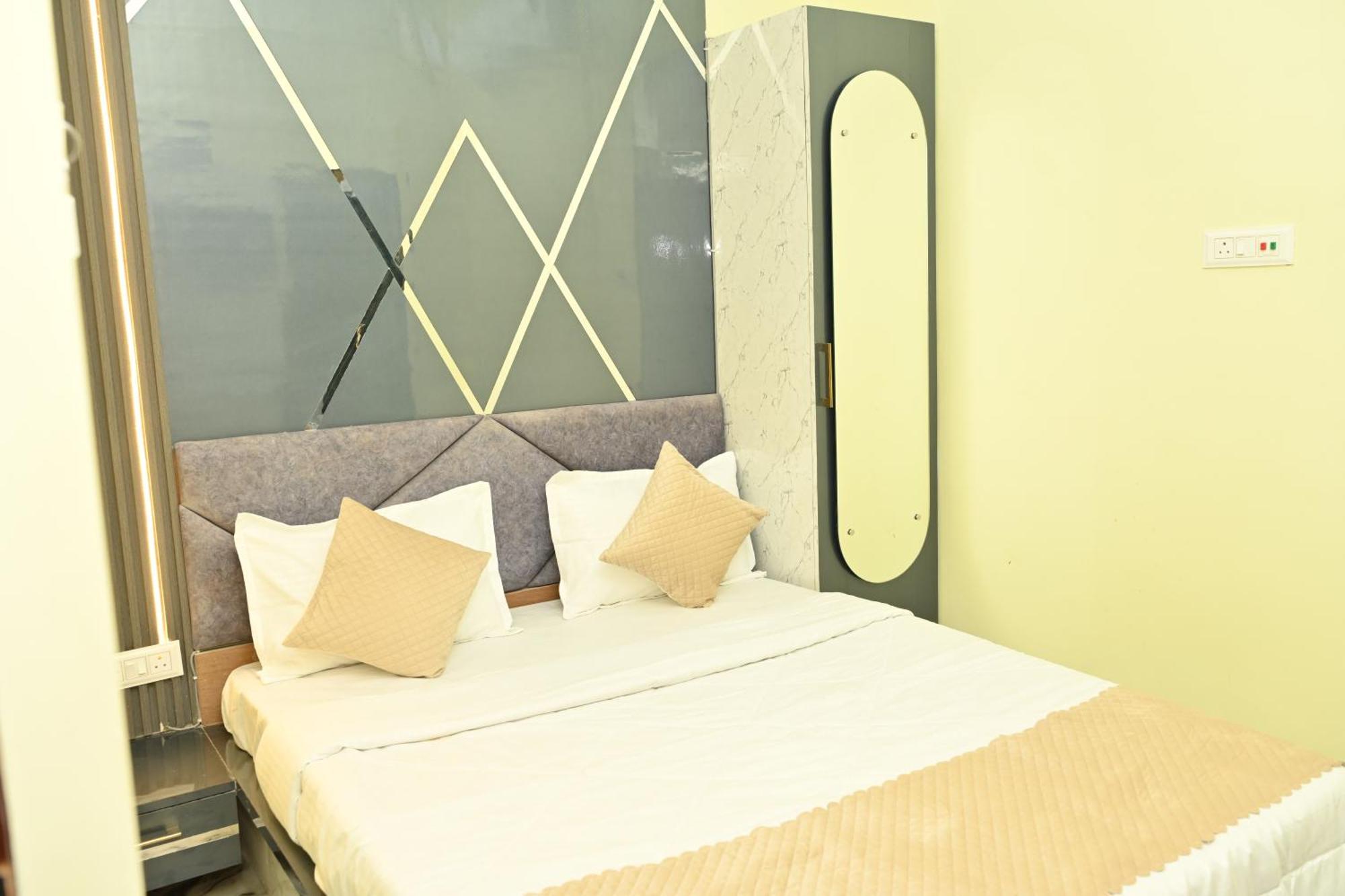 מלון Baripada The Vintage Plaza מראה חיצוני תמונה